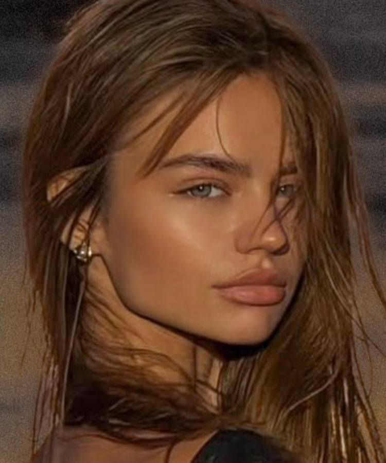 Russian fashion and commercial model Vero - Castaway Model Management