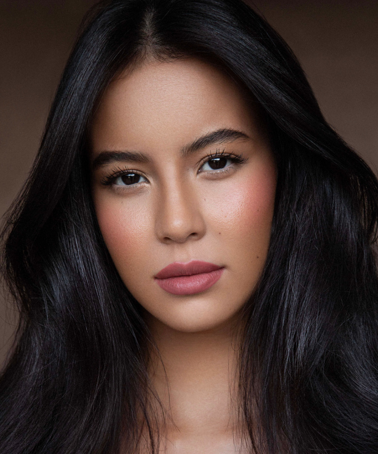 Australian-Singaporean fashion and commercial model Eliza S – Castaway Model Management Bali