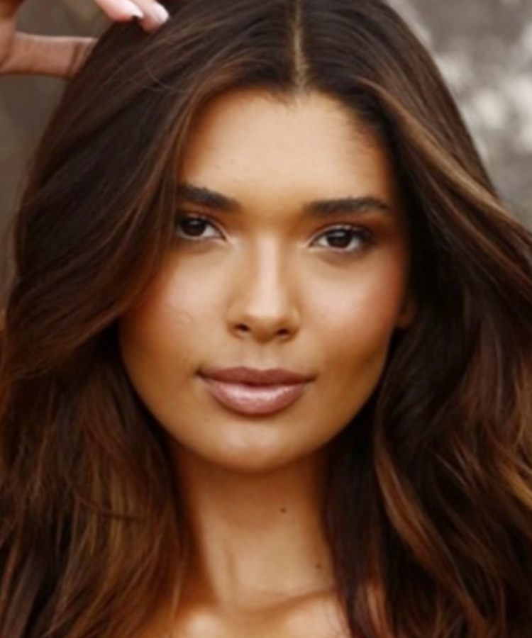 Brazilian fashion and commercial model Sara – Castaway Model Management Bali