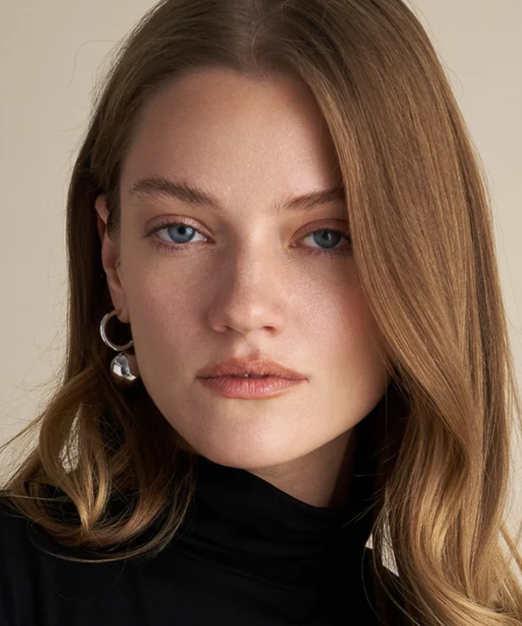 Ukrainian fashion and commercial model Lolita – Castaway Model Management Bali